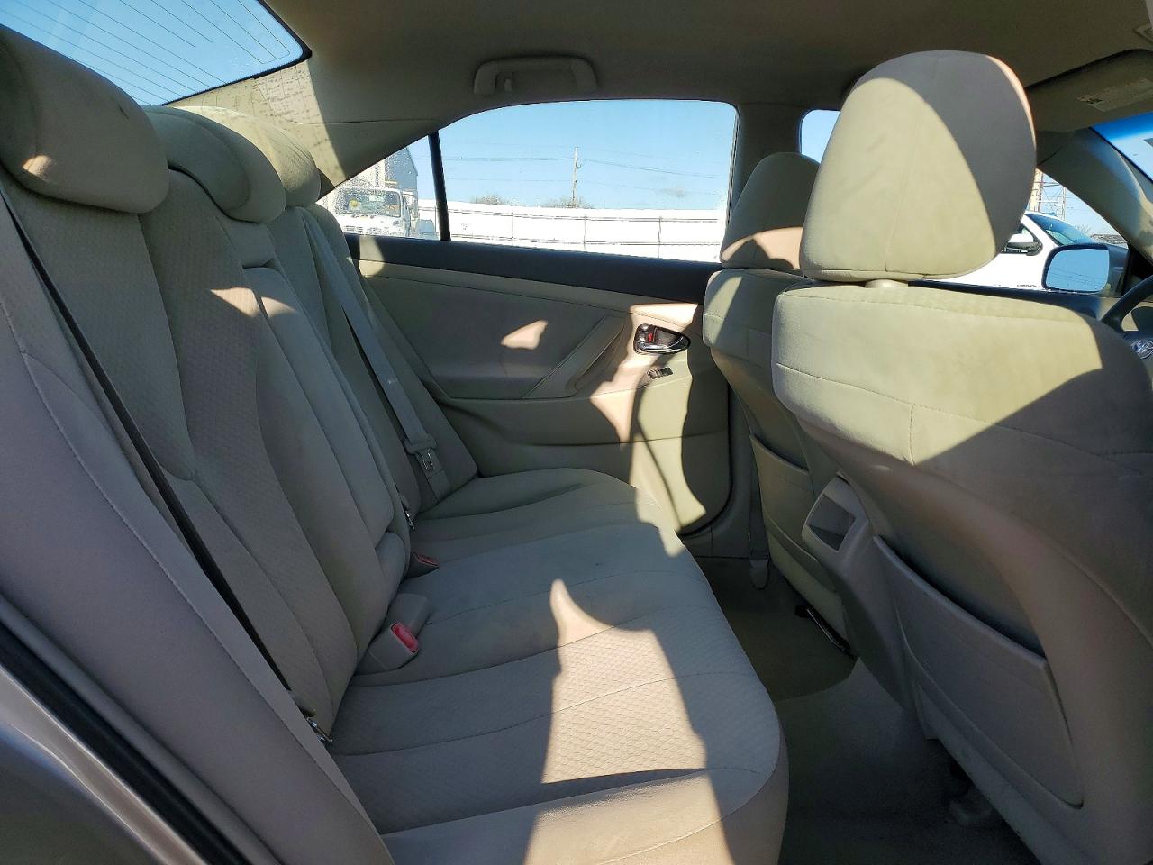 2008 TOYOTA CAMRY BASE photo 19
