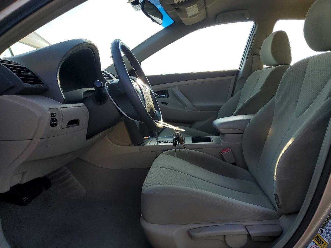 2008 TOYOTA CAMRY BASE photo 13