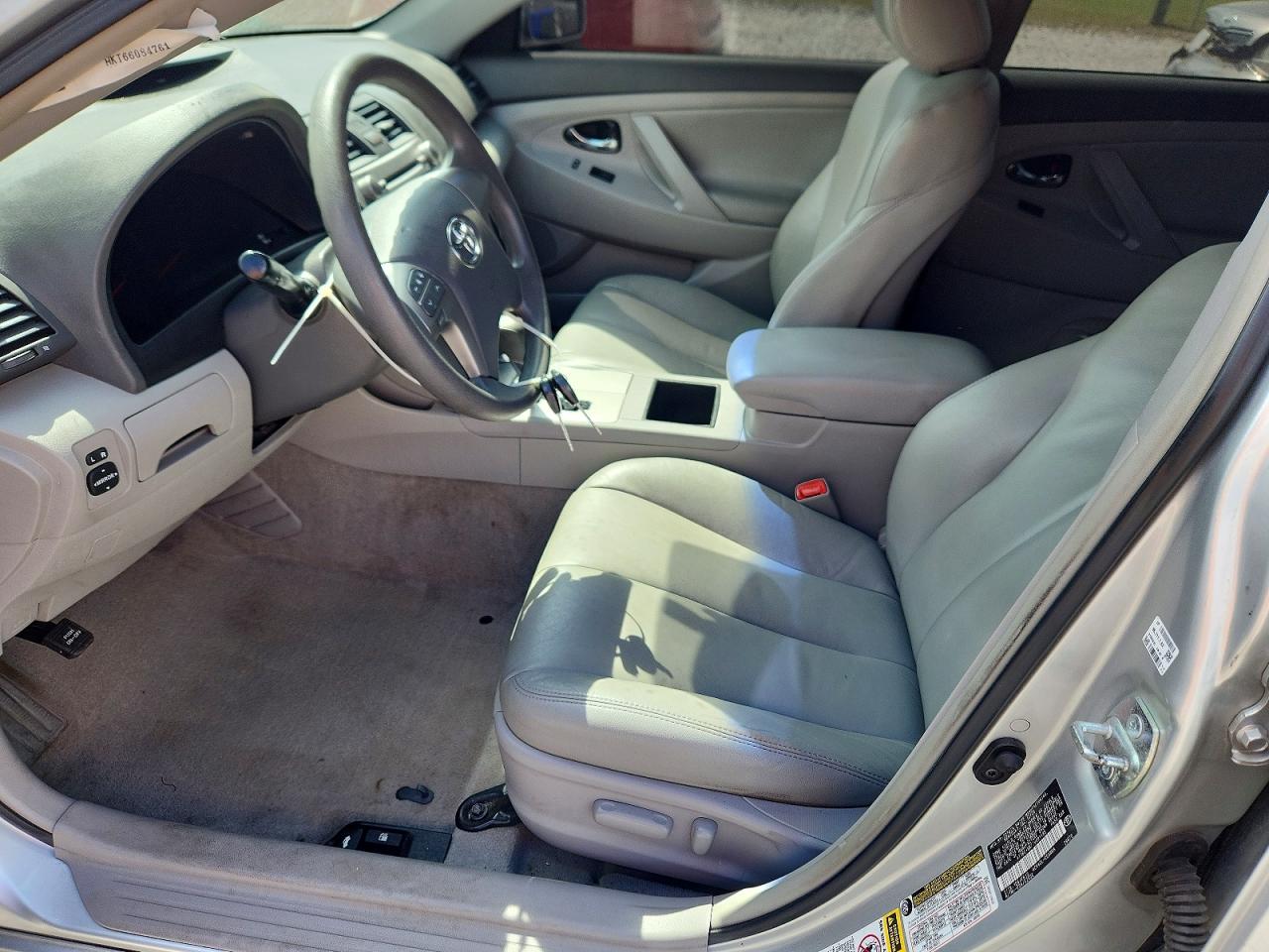 2007 TOYOTA CAMRY LE photo 19