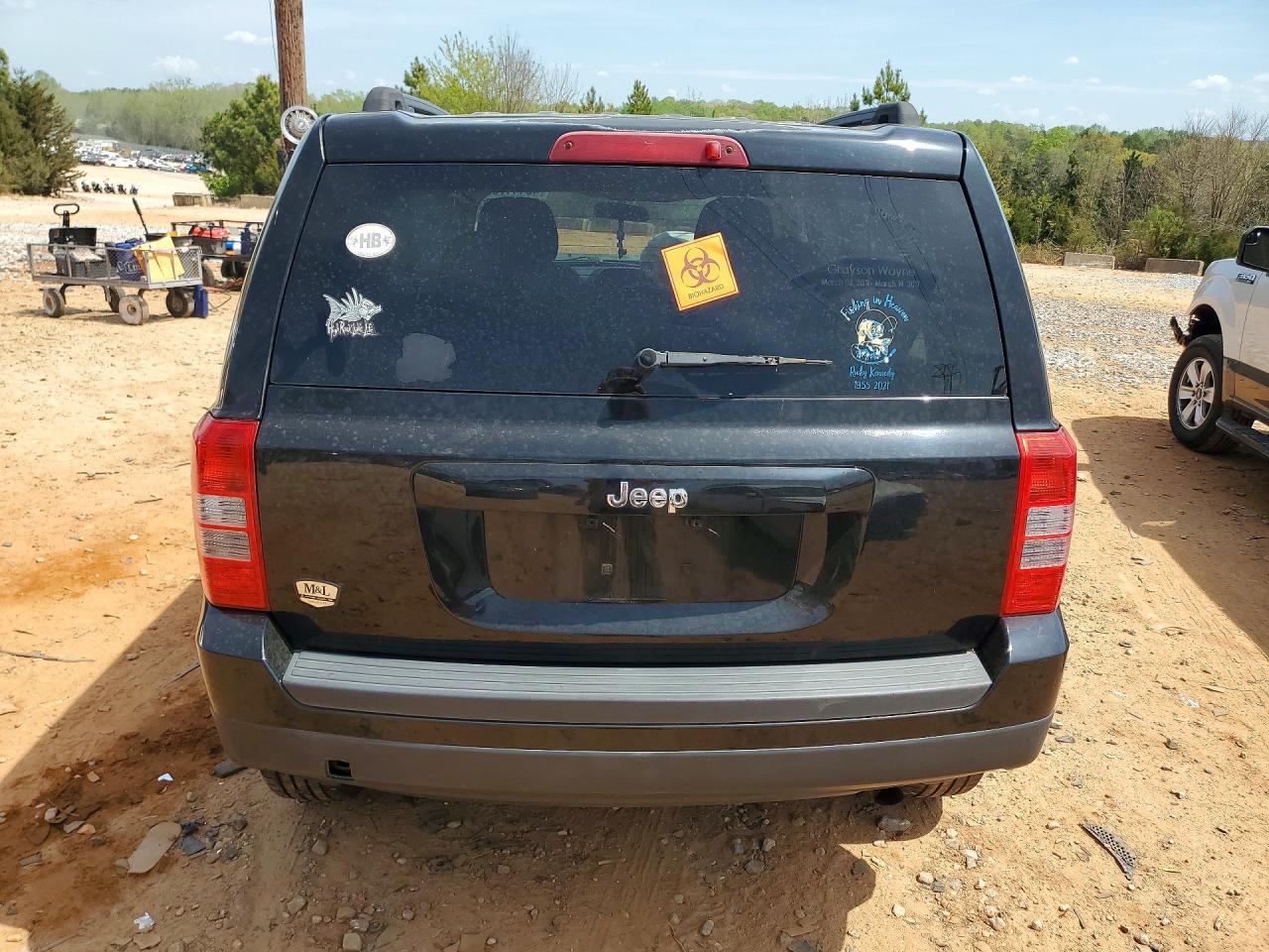 2014 JEEP PATRIOT SPORT photo 16