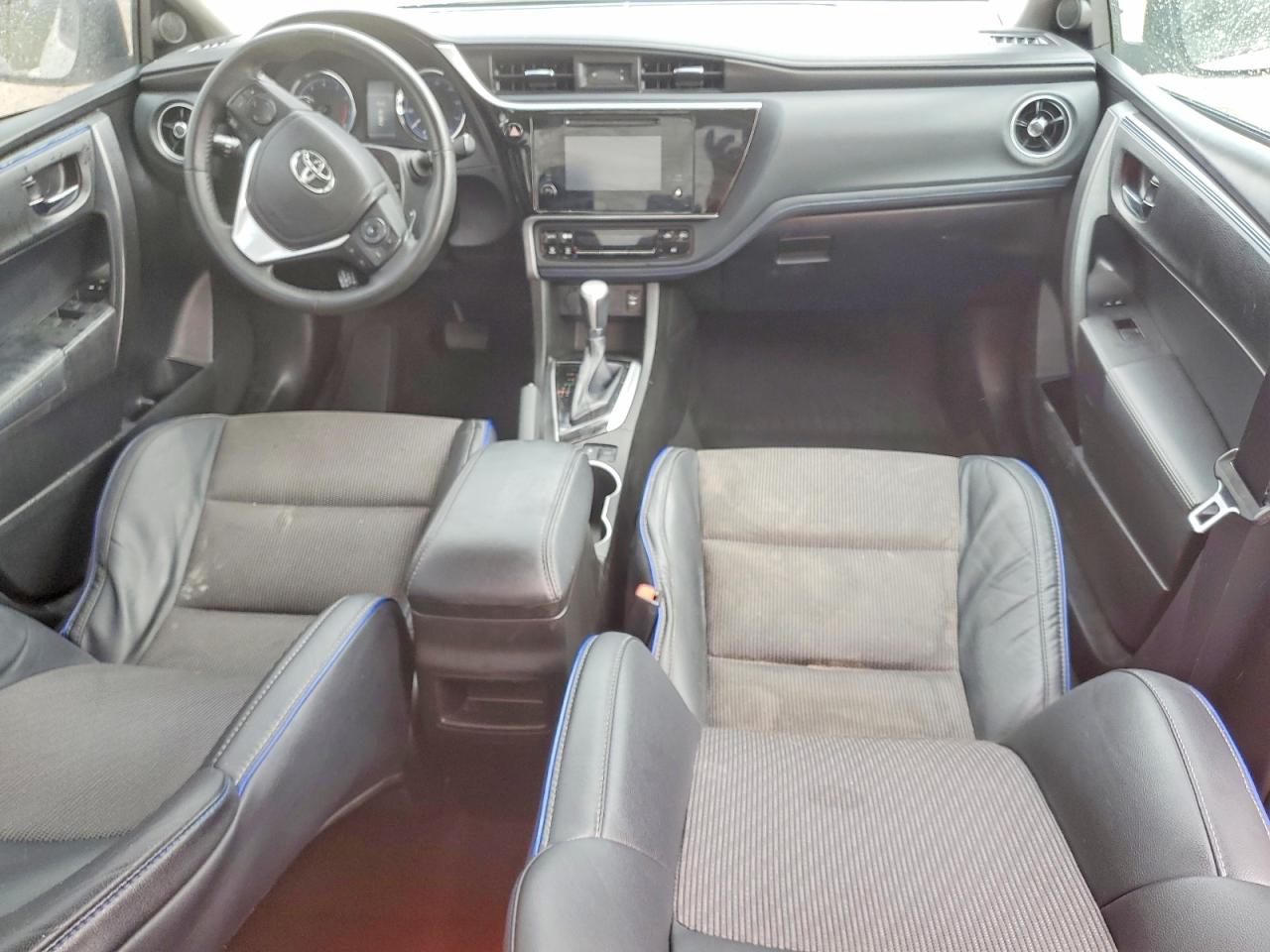 2018 TOYOTA COROLLA SE photo 15