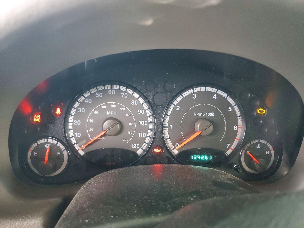 2005 JEEP LIBERTY SPORT photo 17