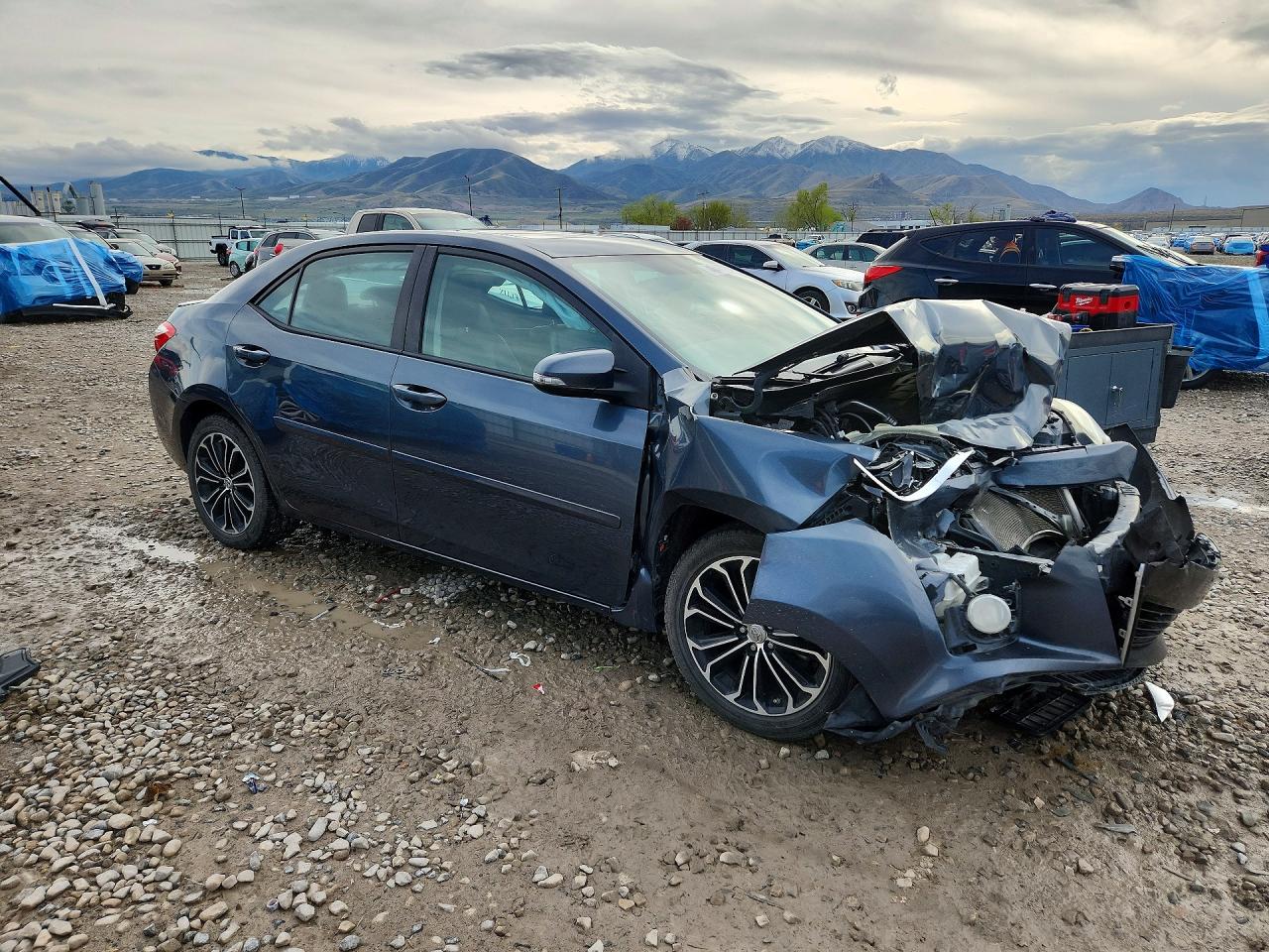 2015 TOYOTA COROLLA S PLUS photo 7