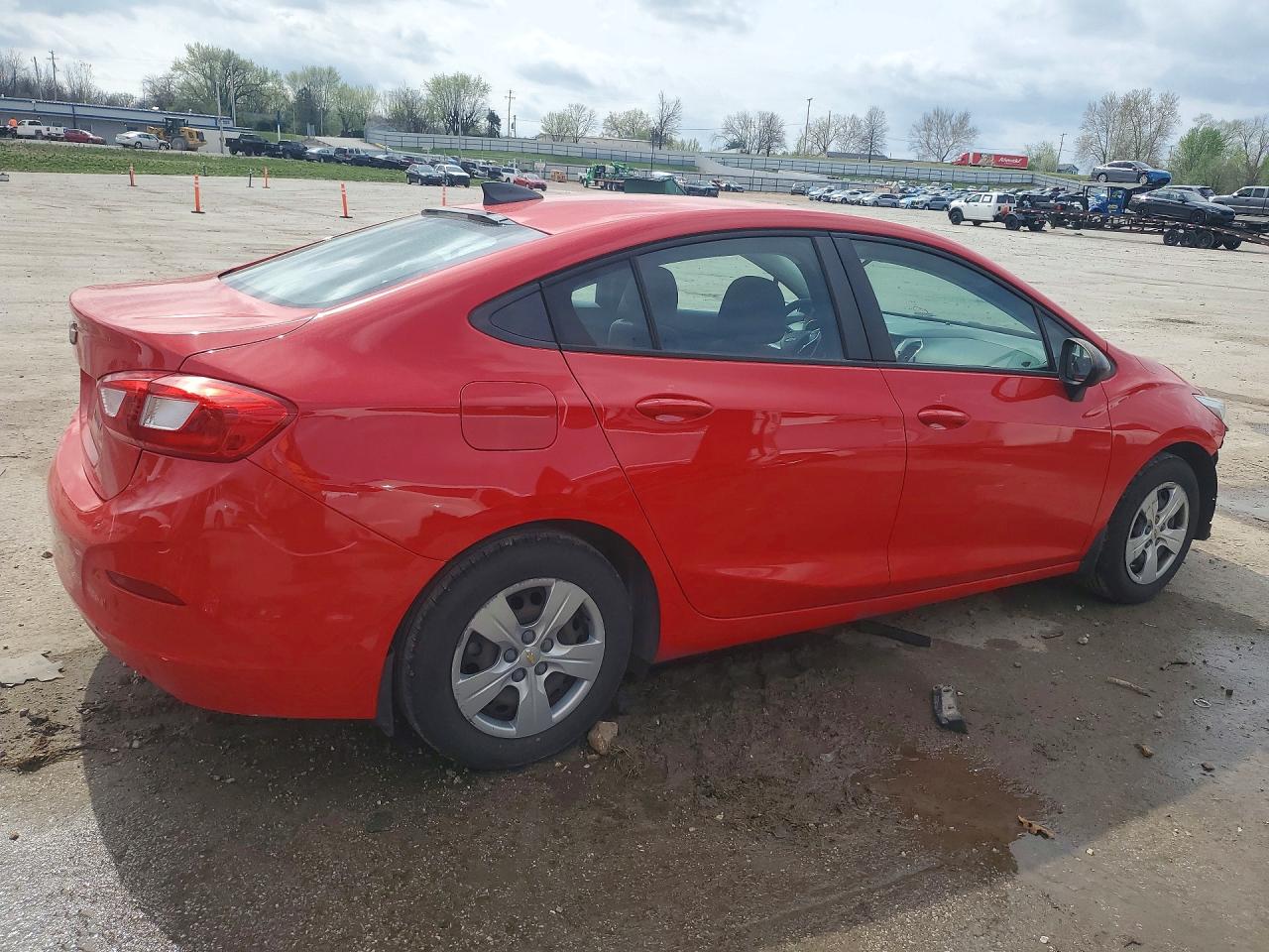 2017 CHEVROLET CRUZE LS photo 7