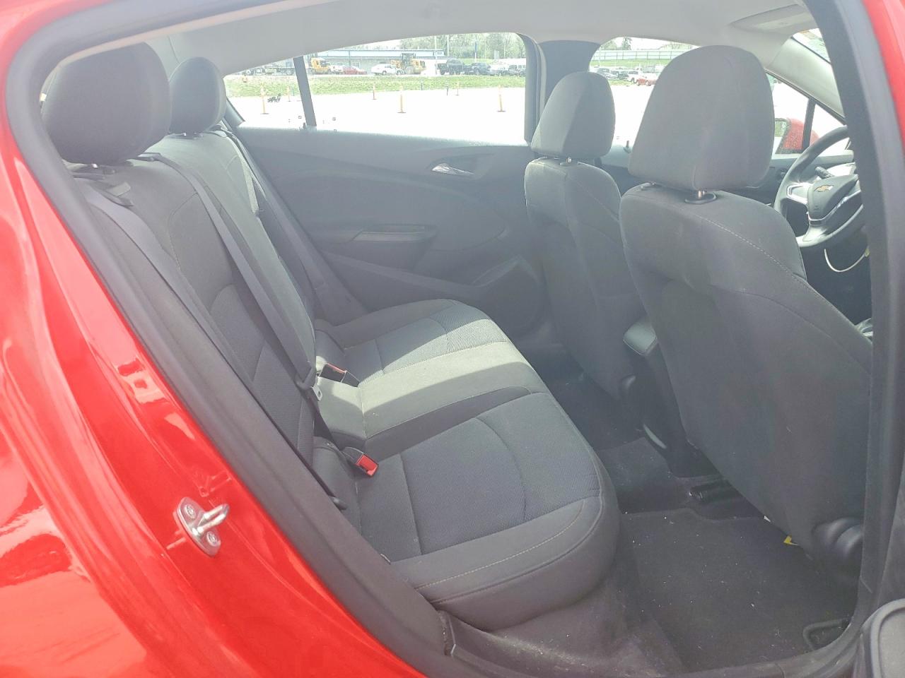 2017 CHEVROLET CRUZE LS photo 28