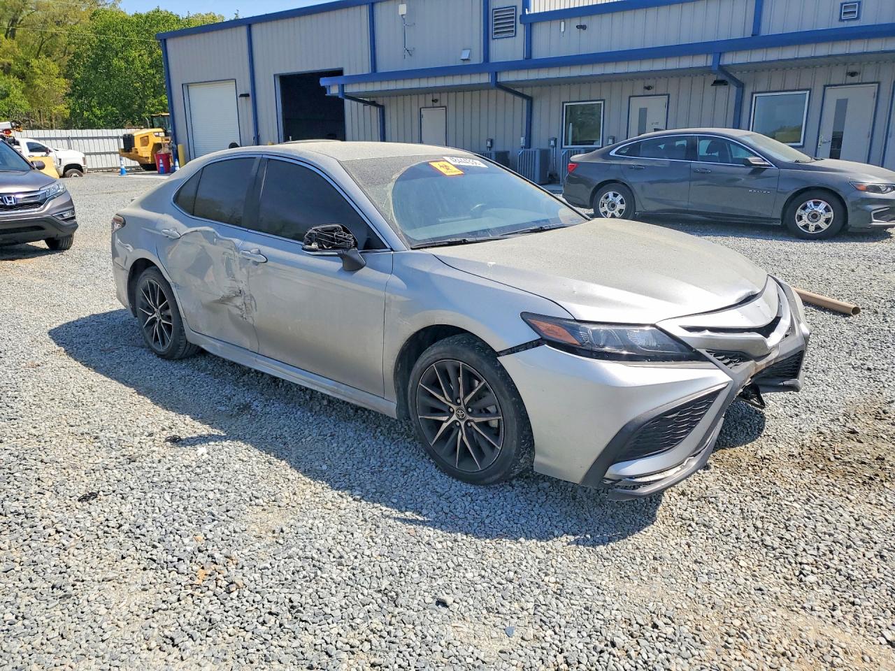 2022 TOYOTA CAMRY SE photo 7