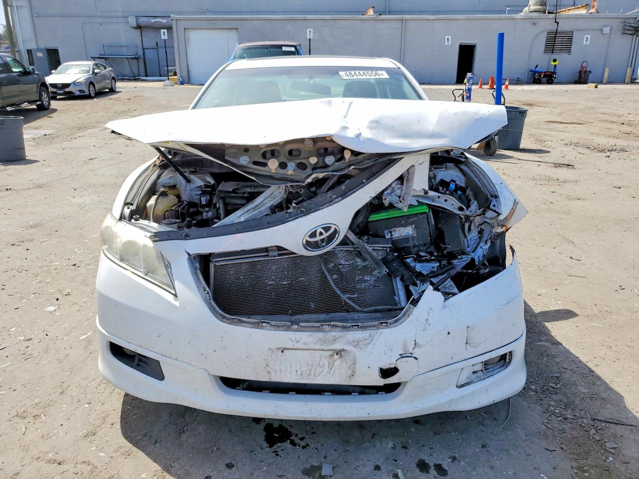 2009 TOYOTA CAMRY SE photo 5