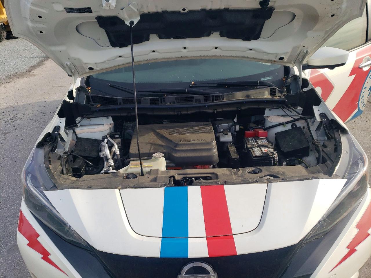 2025 NISSAN LEAF SV PLUS photo 23
