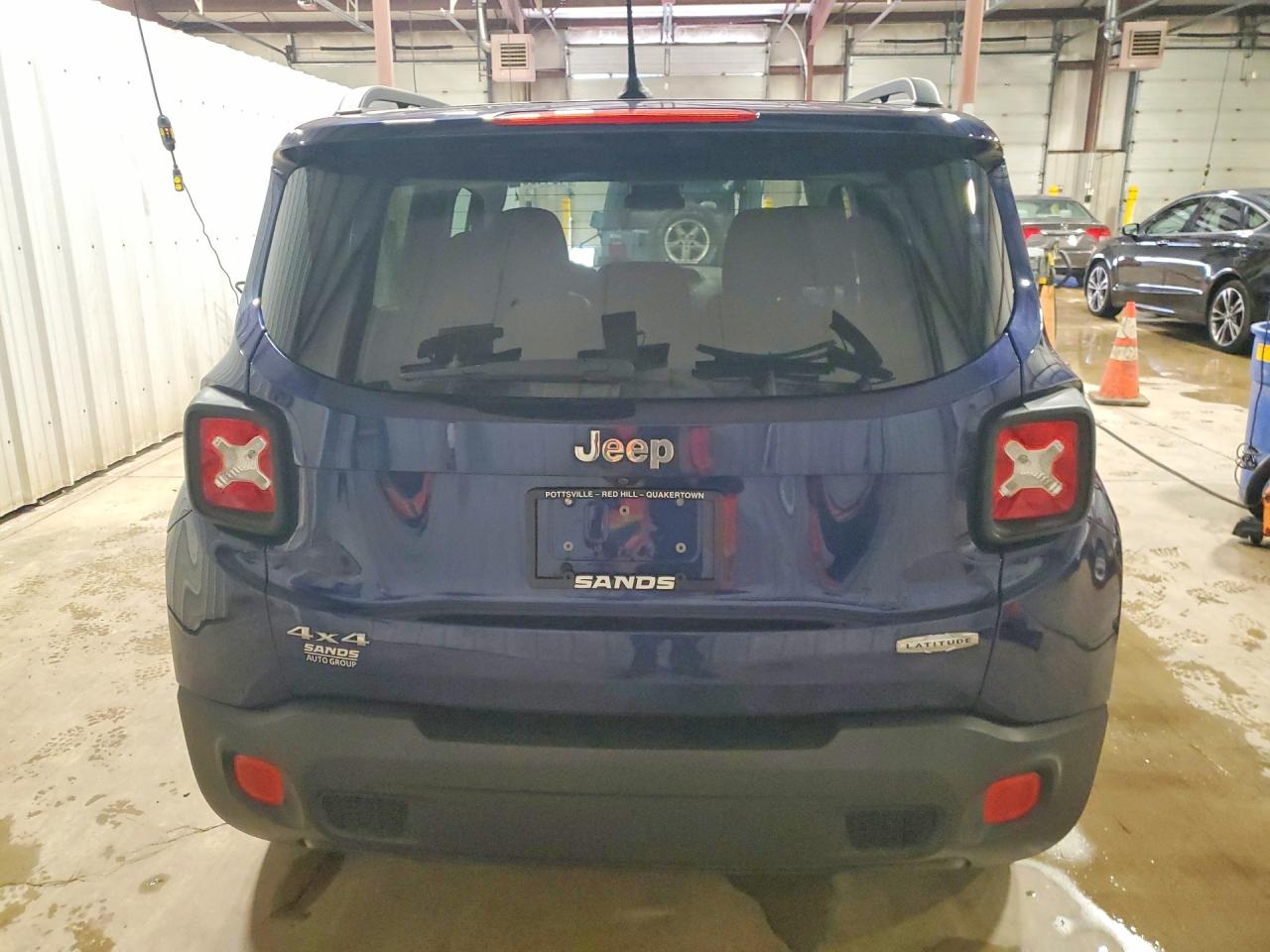 2017 JEEP RENEGADE LATITUDE photo 11