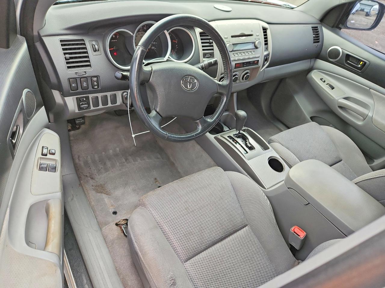 2005 TOYOTA TACOMA PRERUNNER V6 photo 8