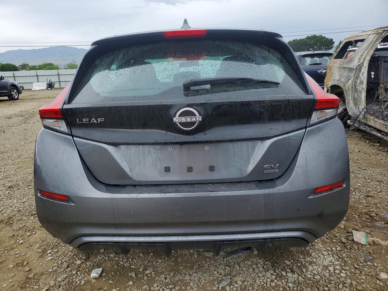 2024 NISSAN LEAF SV PLUS photo 16
