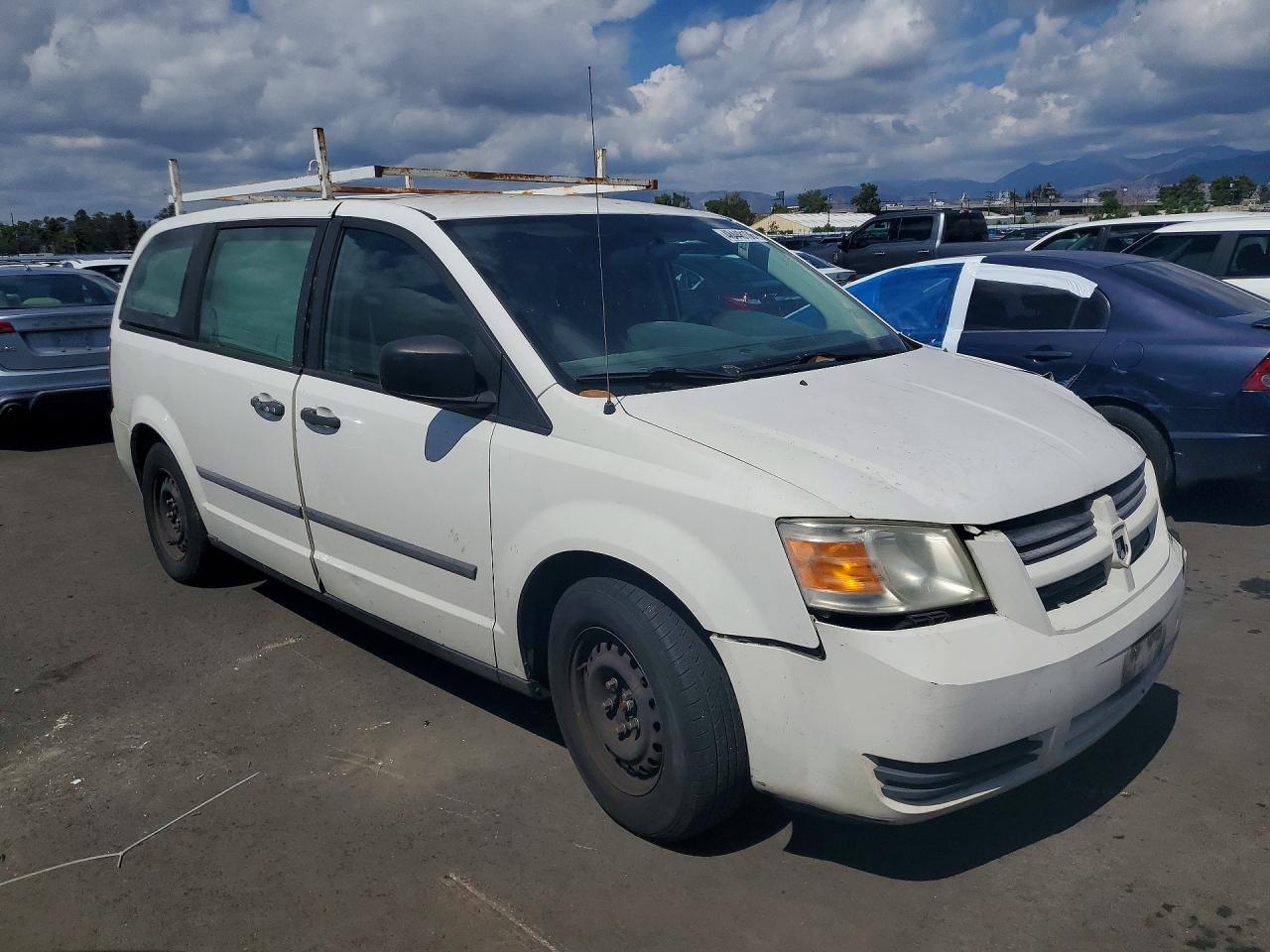 2010 DODGE GRAND CARAVAN photo 10