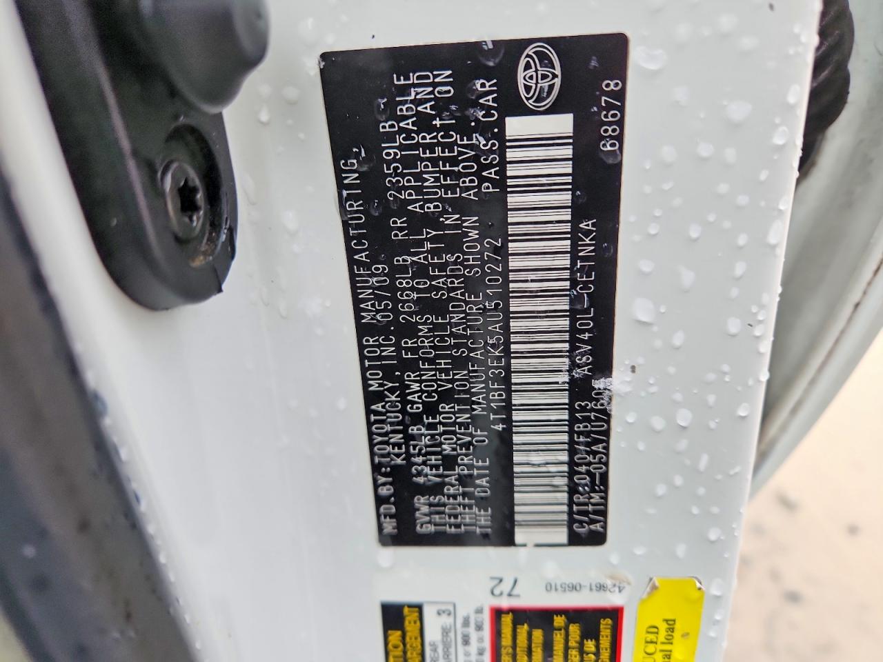 2010 TOYOTA CAMRY LE photo 34