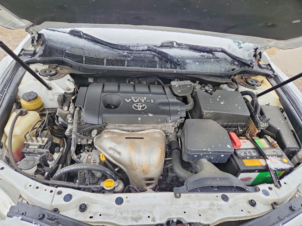 2010 TOYOTA CAMRY LE photo 31