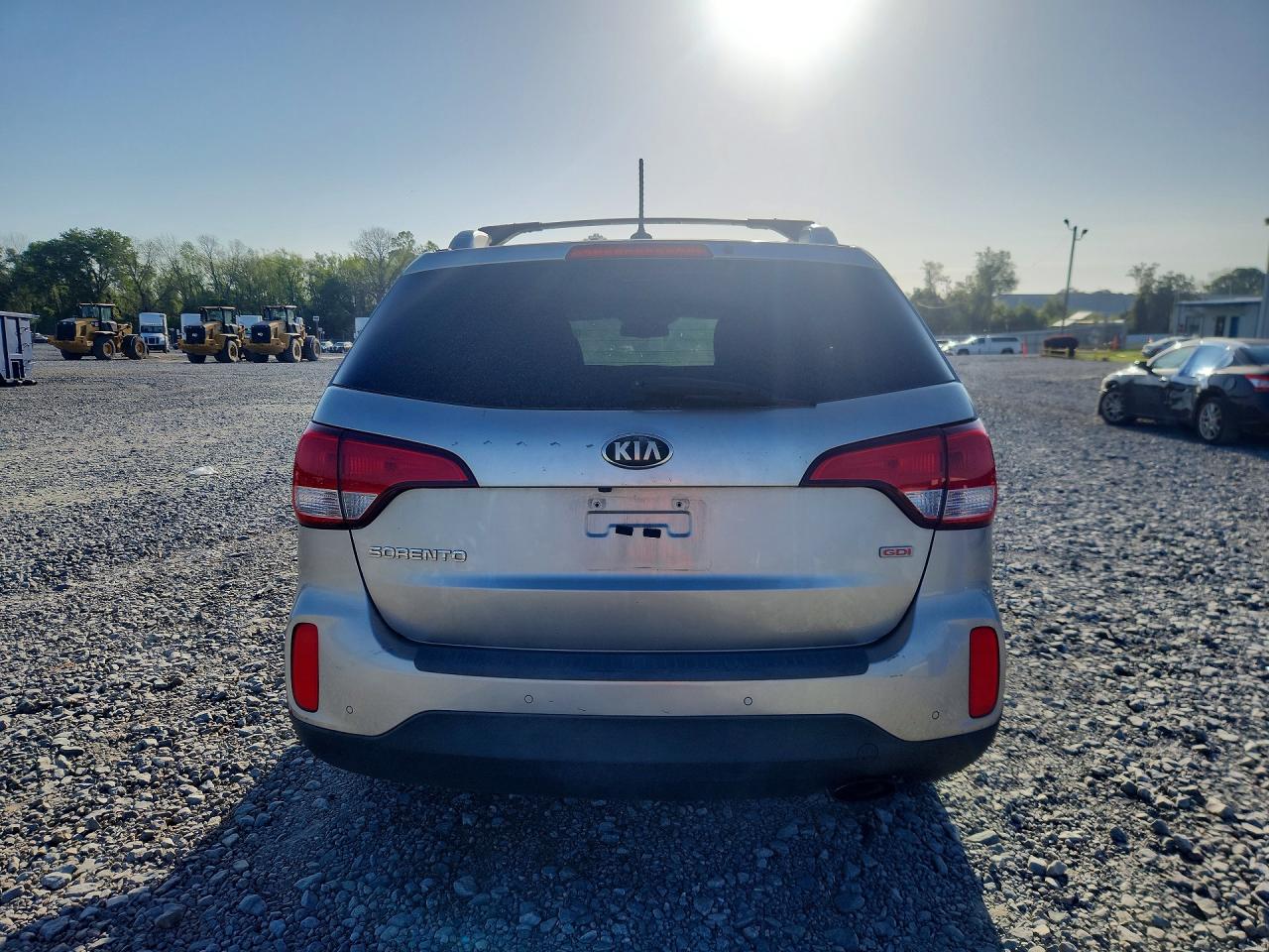 2014 KIA SORENTO LX photo 11