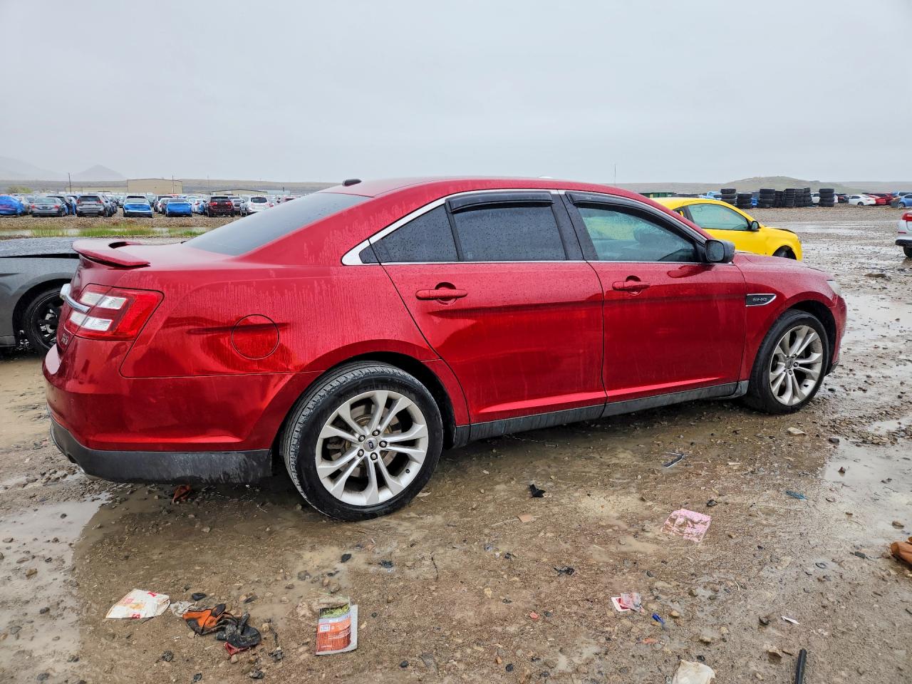 2014 FORD TAURUS SHO photo 3