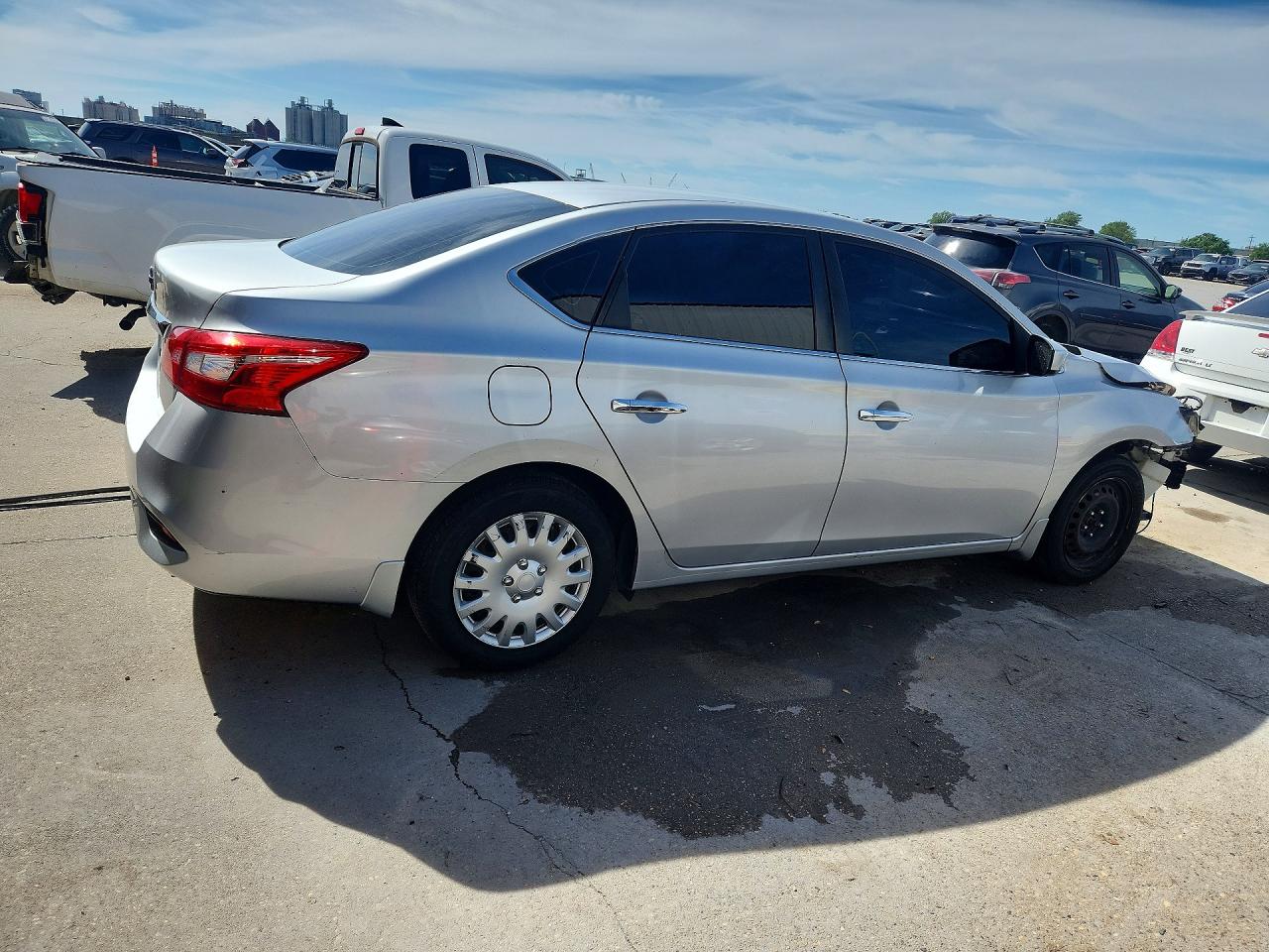 2019 NISSAN SENTRA S photo 5