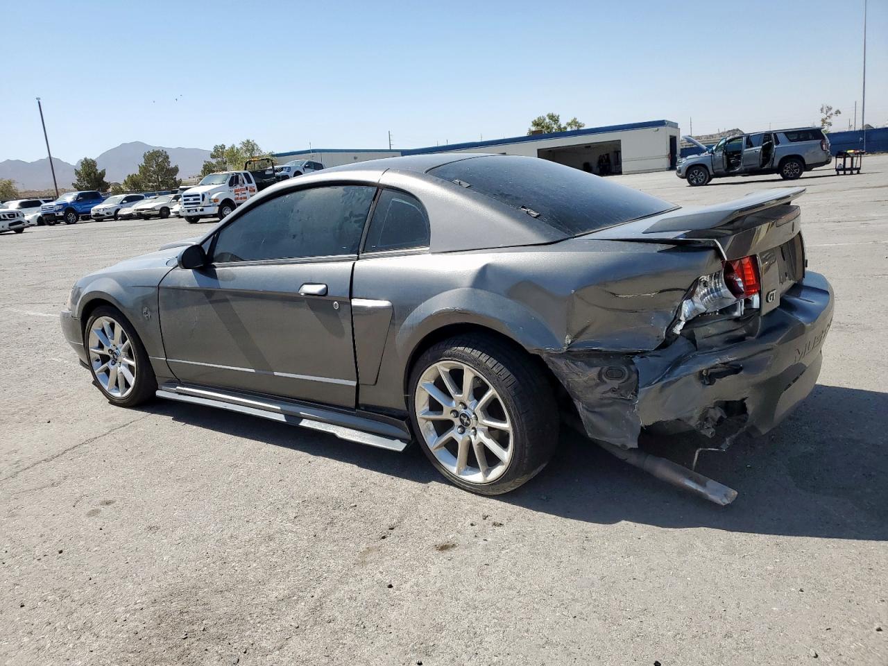 2004 FORD MUSTANG GT photo 4