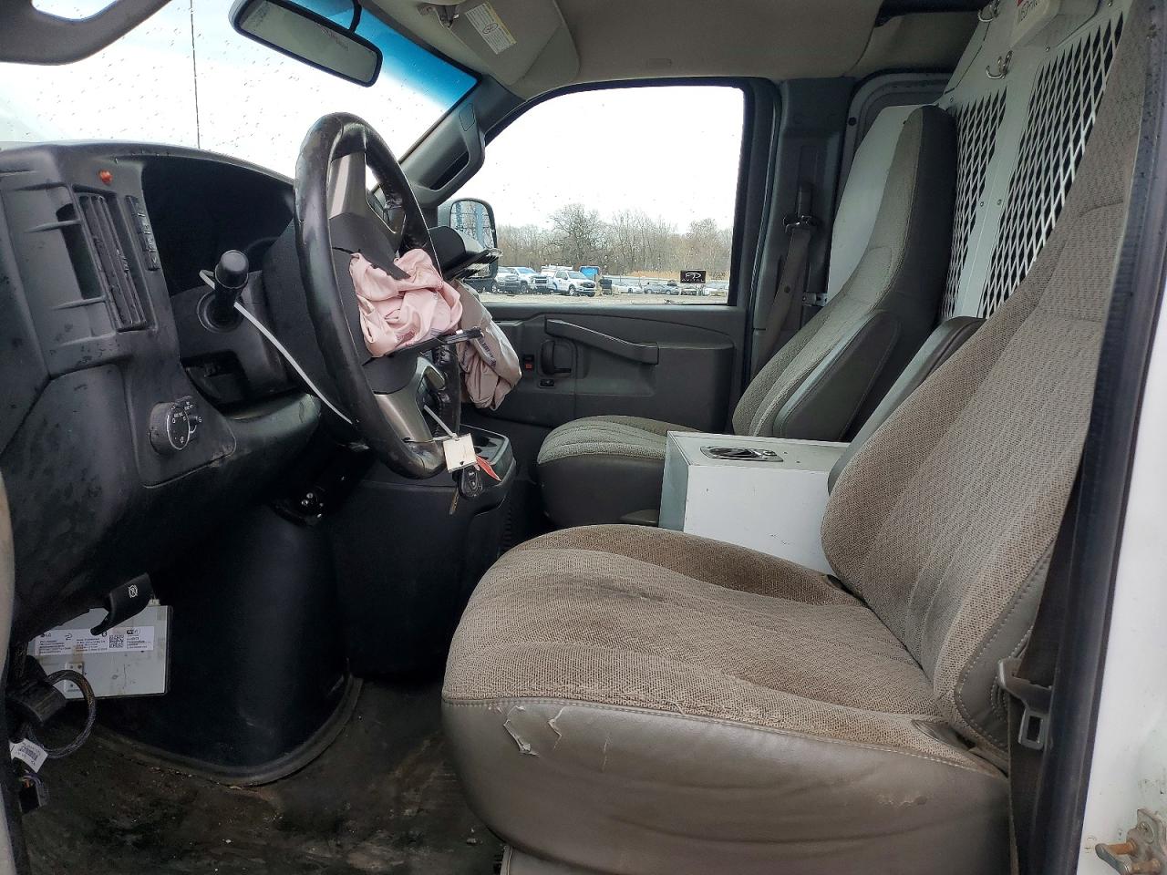 2018 CHEVROLET EXPRESS G3500 photo 13
