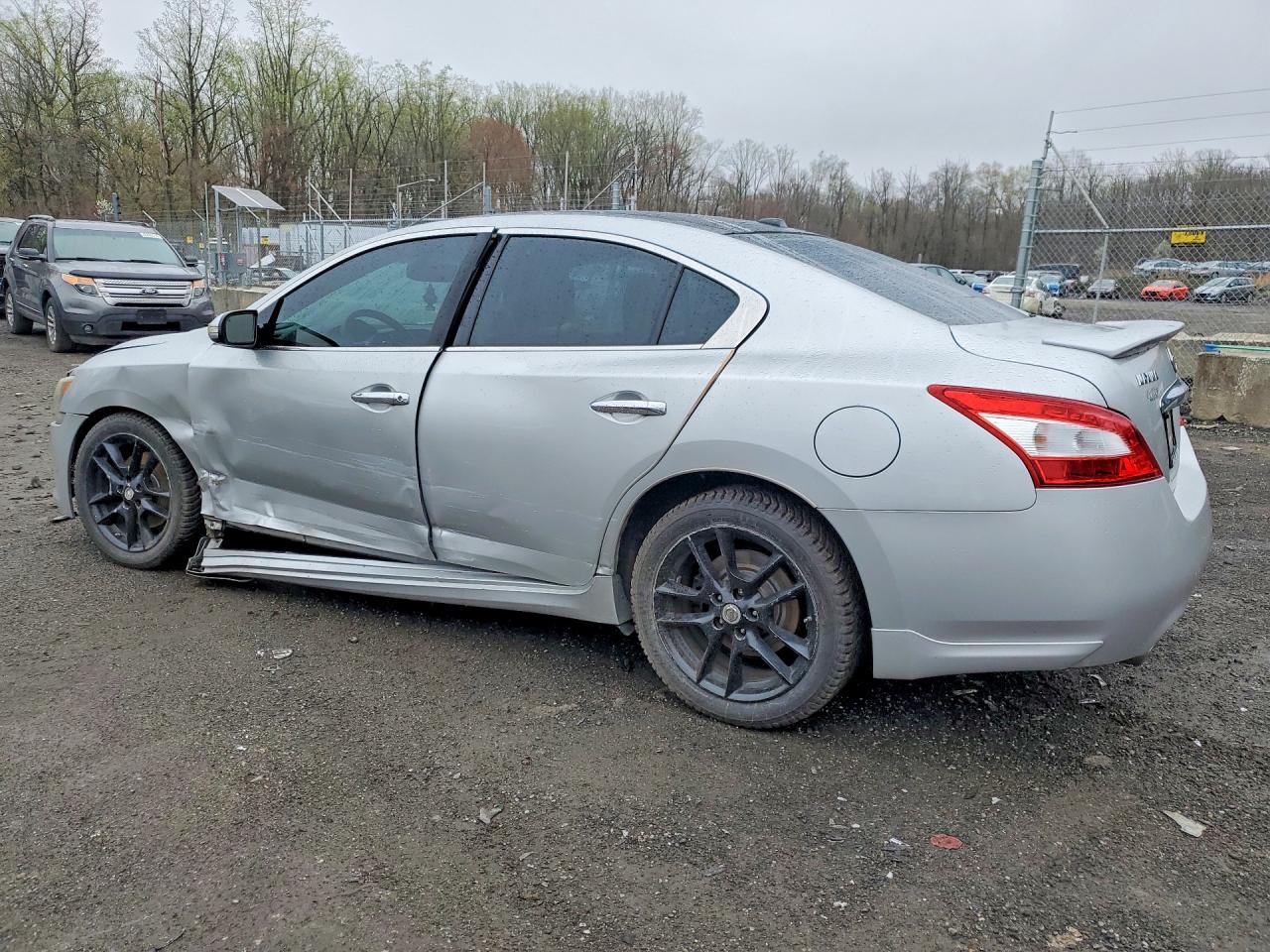 2011 NISSAN MAXIMA 3.5 S photo 3