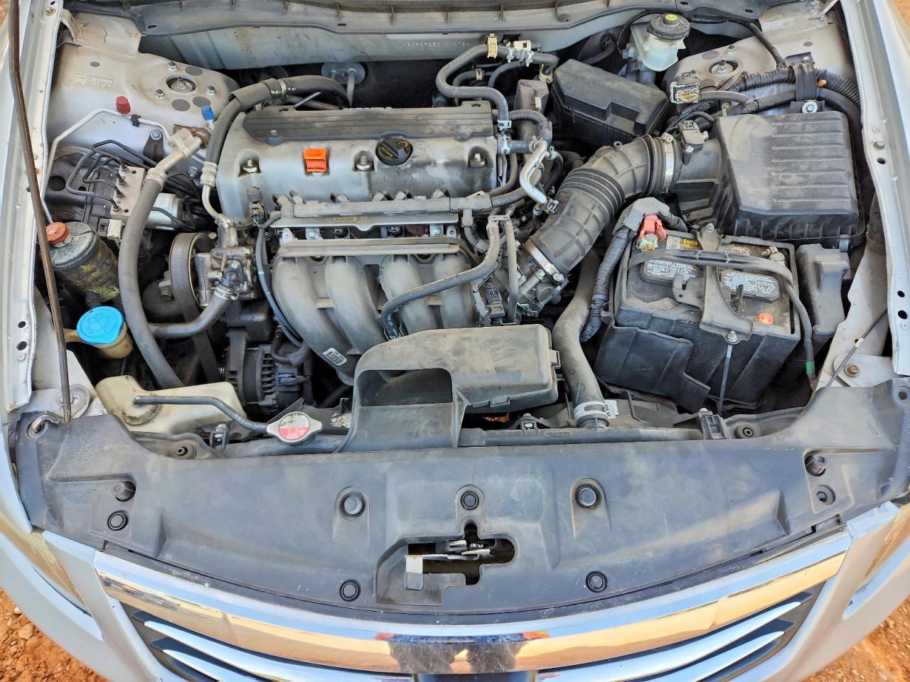 2012 HONDA ACCORD LX photo 21