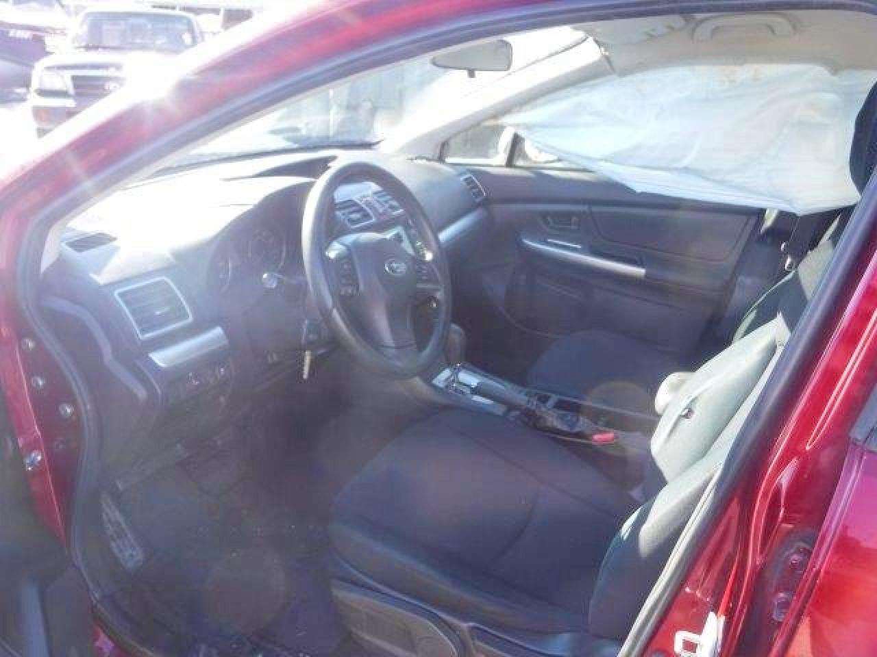 2016 SUBARU IMPREZA photo 13