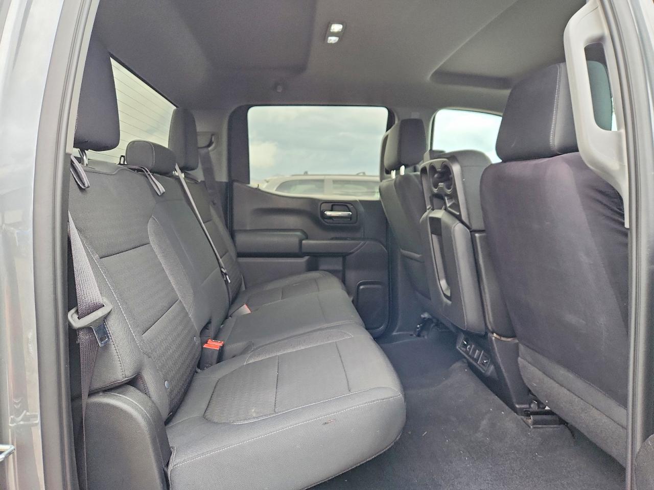 2020 CHEVROLET SILVERADO K1500 LT photo 19