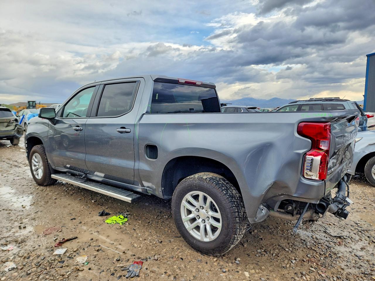 2020 CHEVROLET SILVERADO K1500 LT photo 3