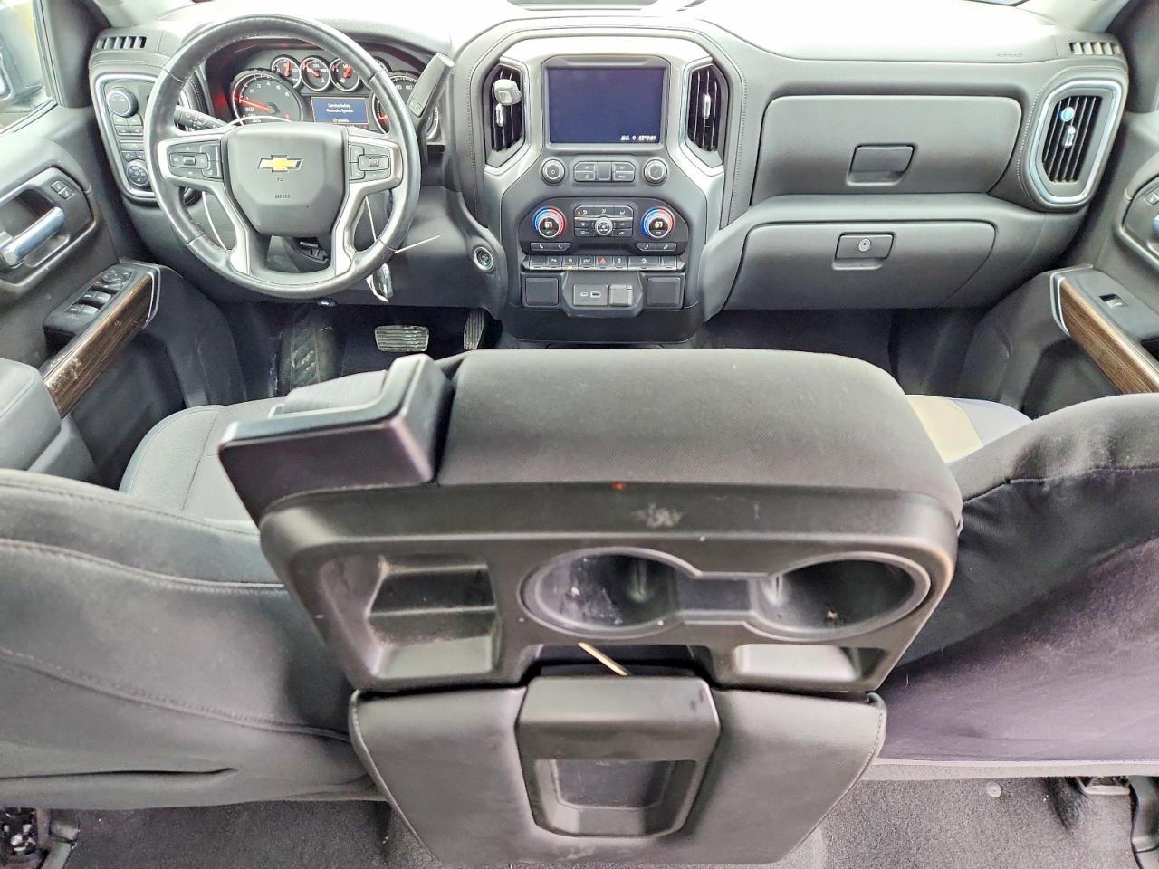 2020 CHEVROLET SILVERADO K1500 LT photo 15