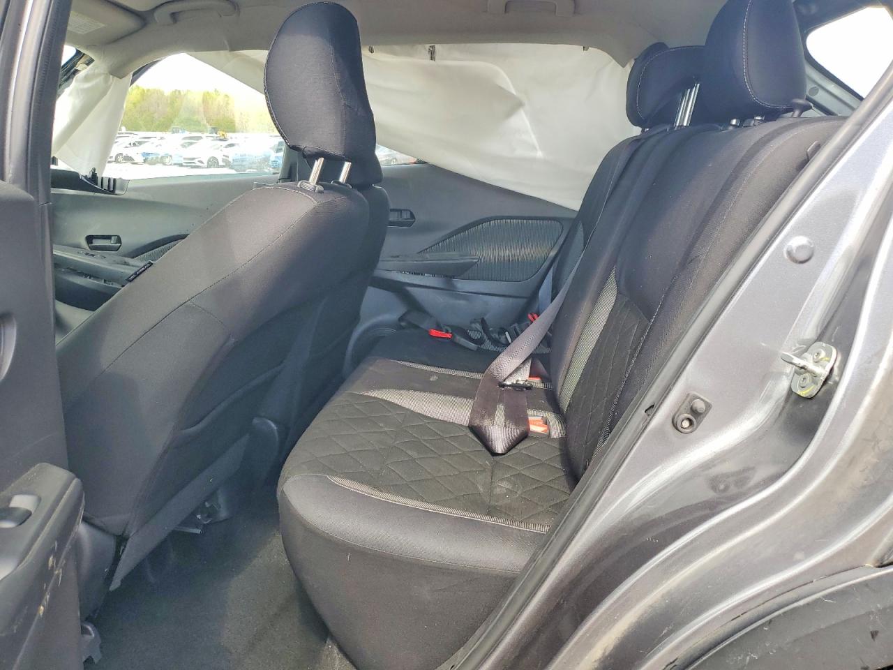 2019 NISSAN KICKS S photo 19
