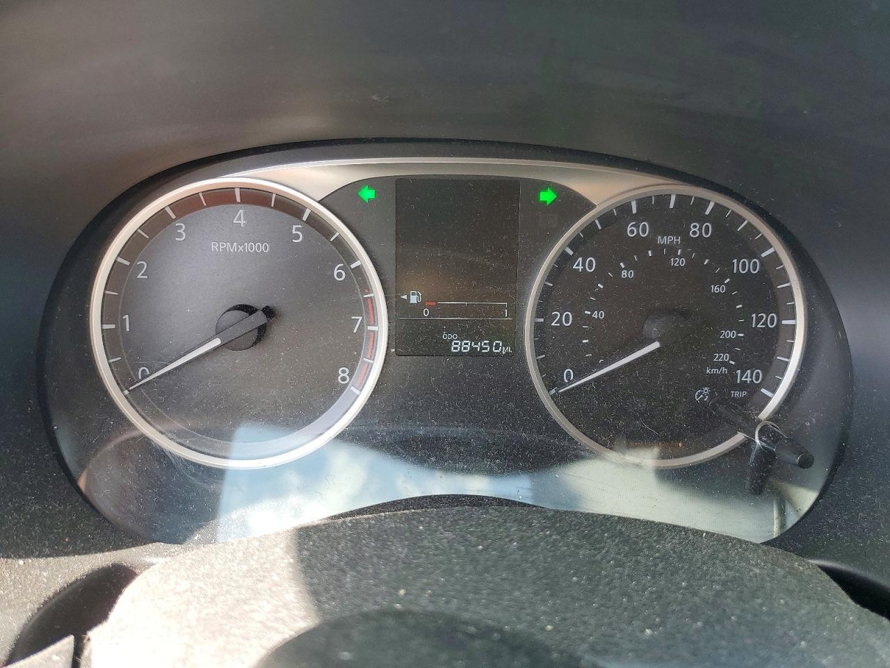2019 NISSAN KICKS S photo 17