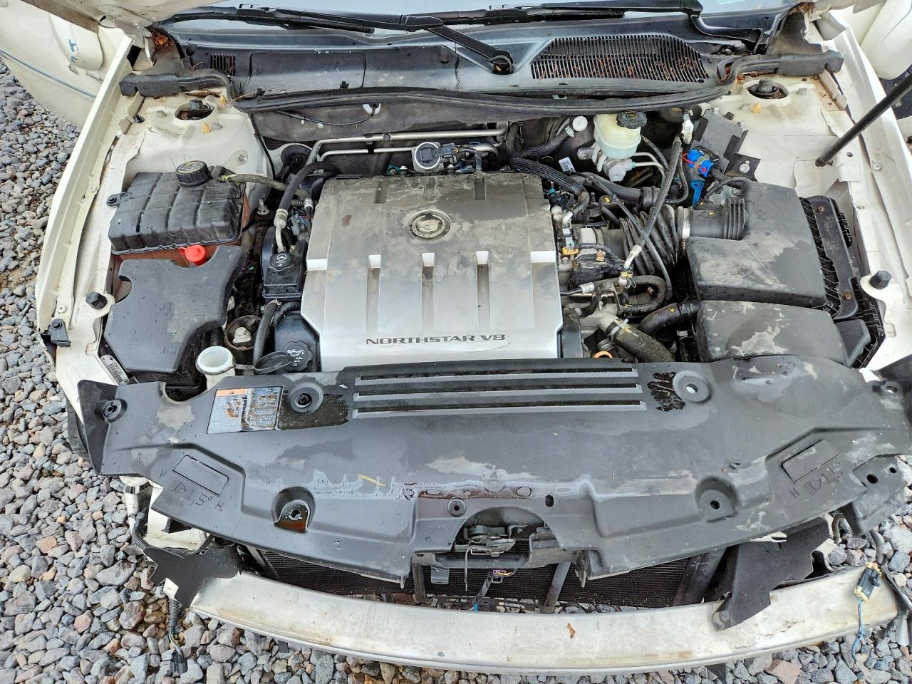 2011 CADILLAC DTS PLATINUM photo 11