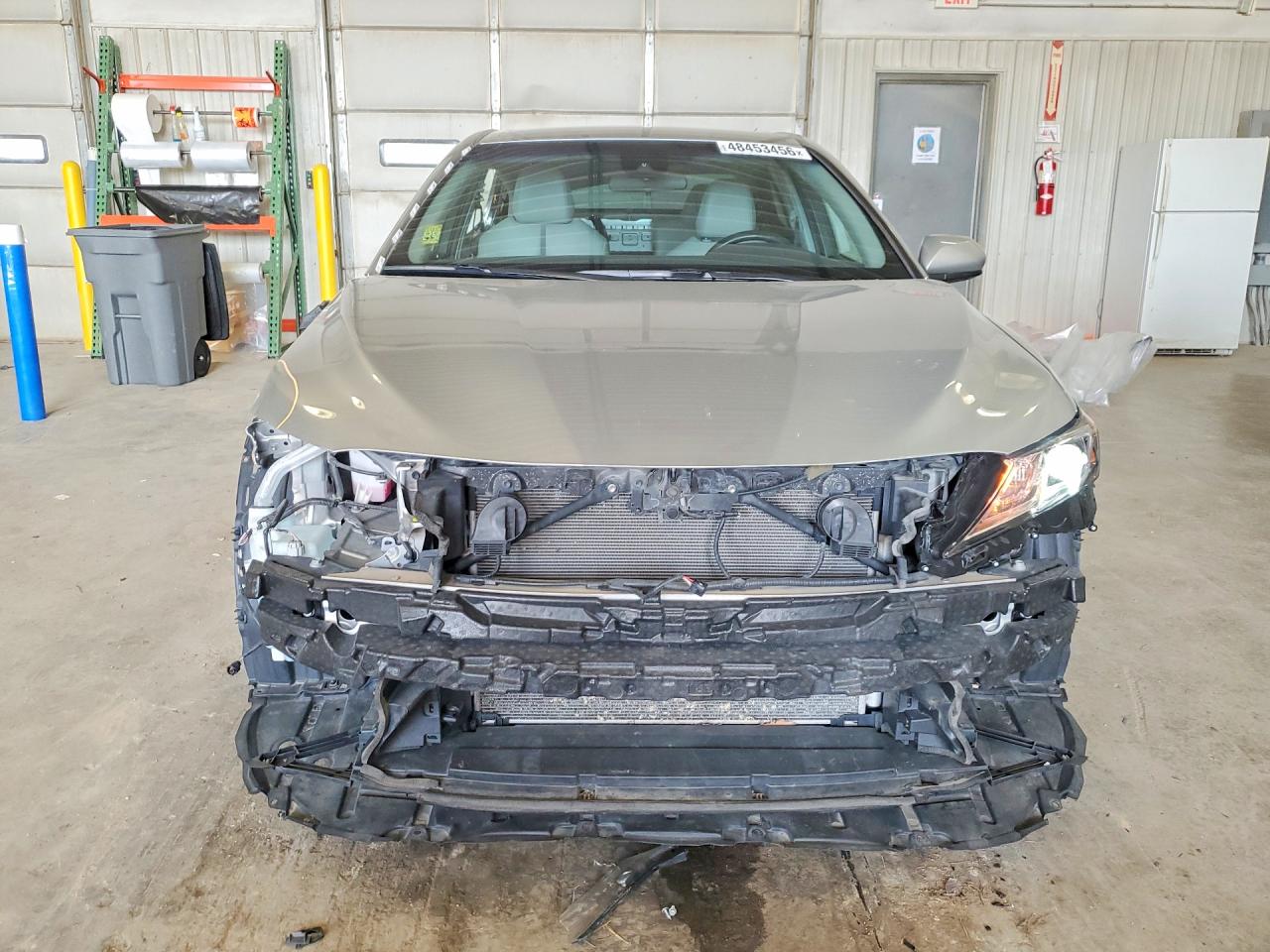 2018 TOYOTA CAMRY SE photo 13