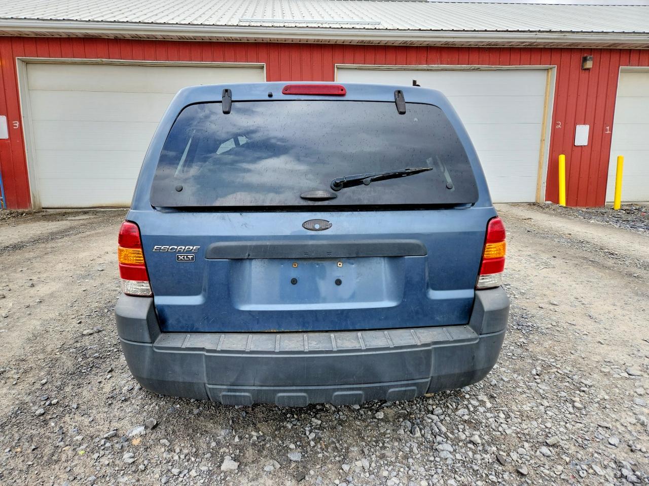 2005 FORD ESCAPE XLT photo 11