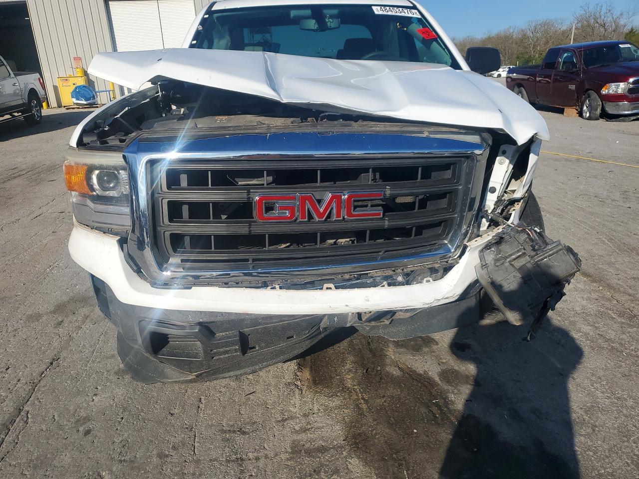 2015 GMC SIERRA C1500 photo 9