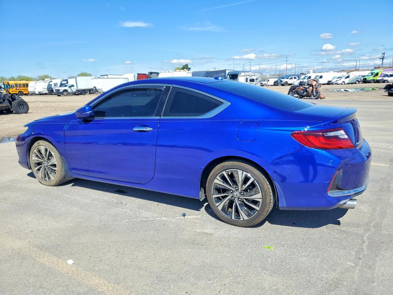 2017 HONDA ACCORD EXL photo 3