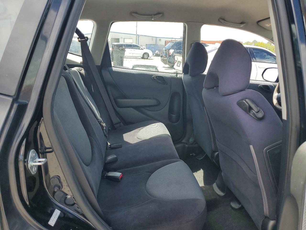 2007 HONDA FIT S photo 28