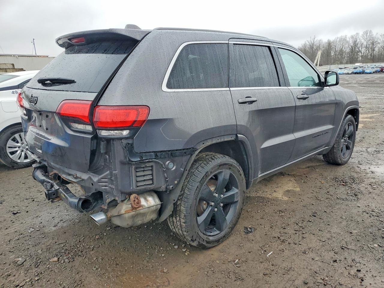 2015 JEEP GRAND CHEROKEE LAREDO photo 3