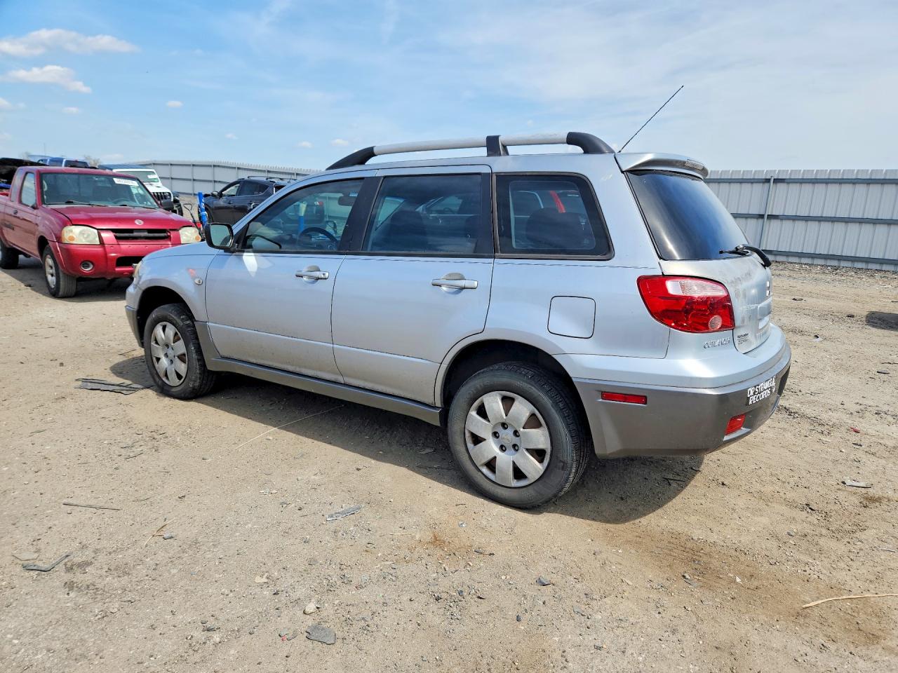 2006 MITSUBISHI OUTLANDER LS photo 3