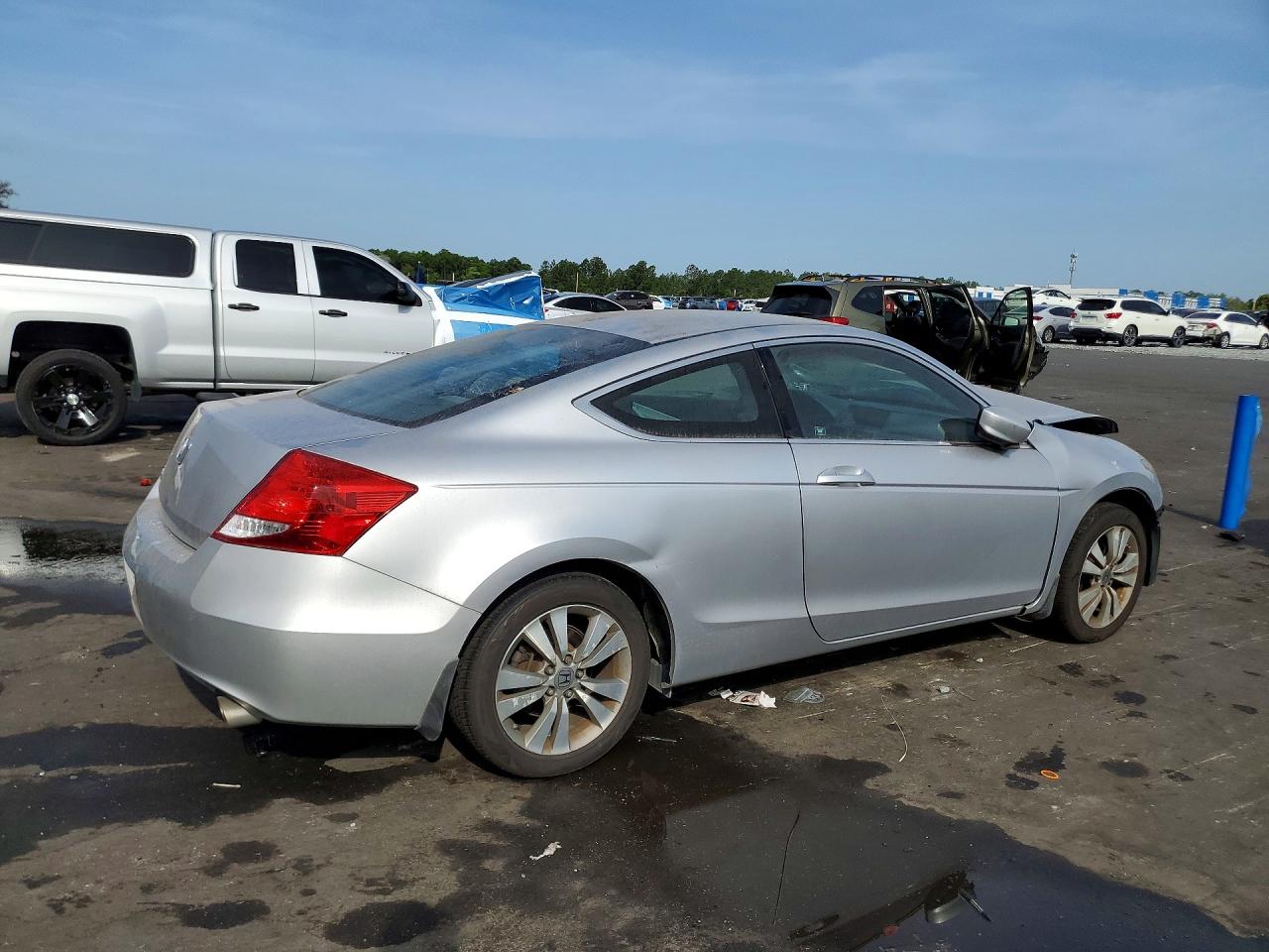 2011 HONDA ACCORD LX-S photo 5
