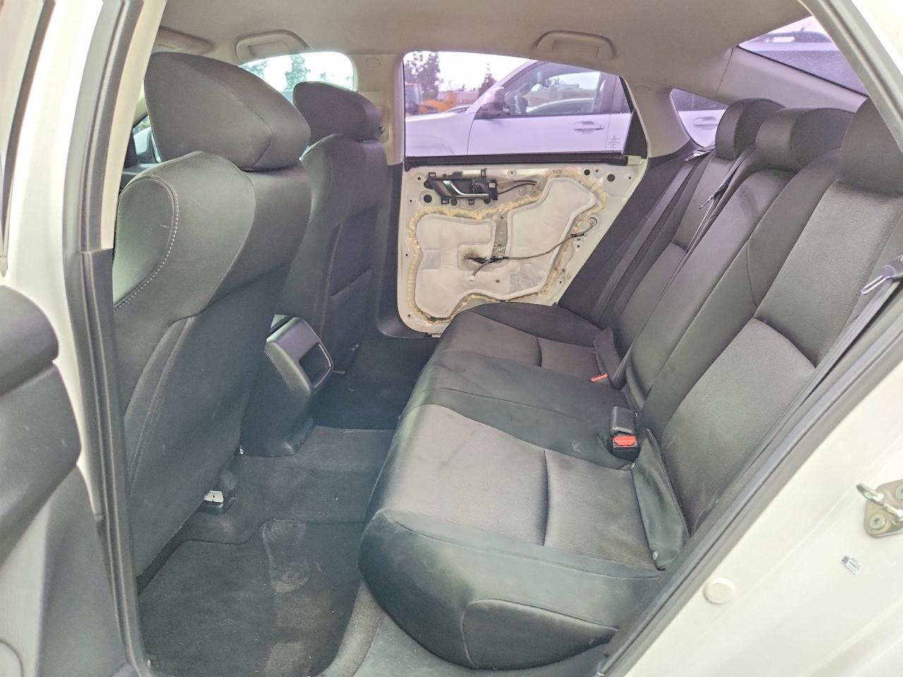 2018 HONDA ACCORD LX photo 10