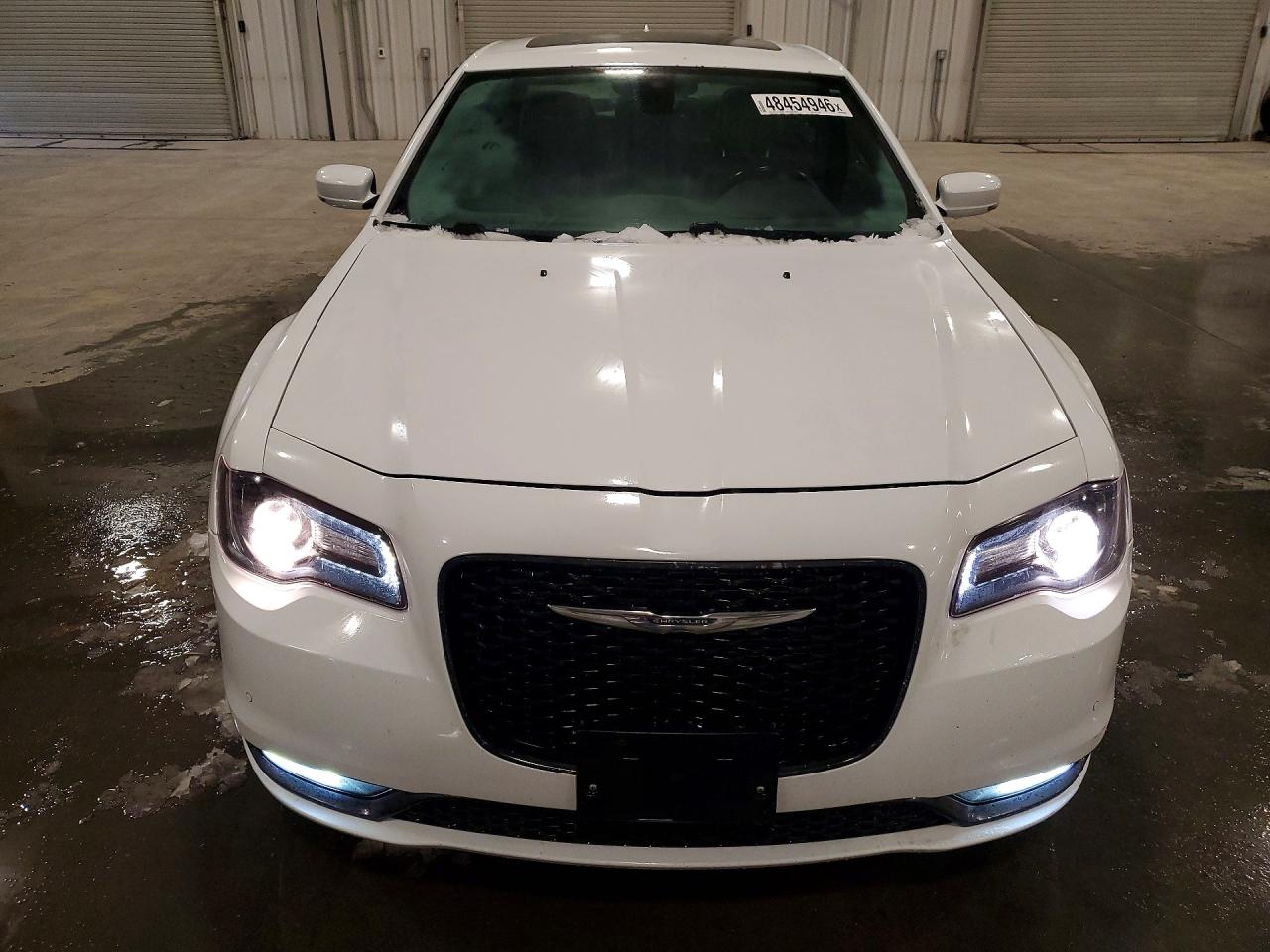 2016 CHRYSLER 300 S photo 13
