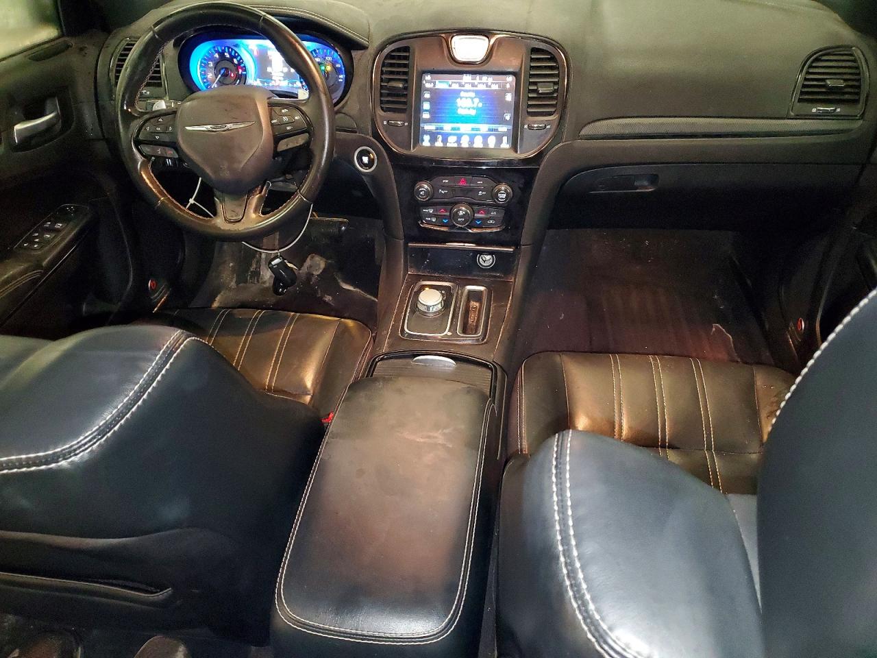 2016 CHRYSLER 300 S photo 22