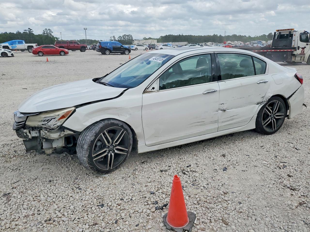2017 HONDA ACCORD