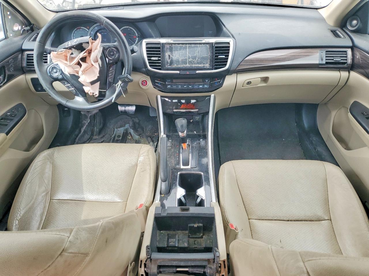 2017 HONDA ACCORD TOURING photo 22