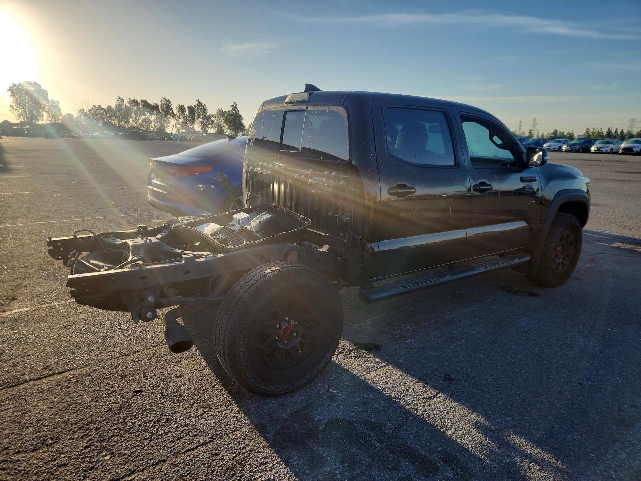 2019 TOYOTA TACOMA TRD PRO photo 3