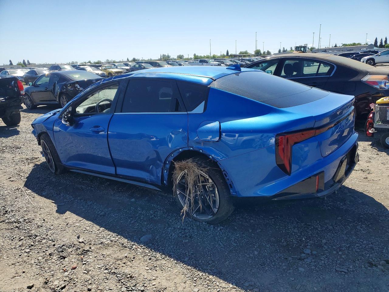 2025 KIA K4 GT-LINE photo 4
