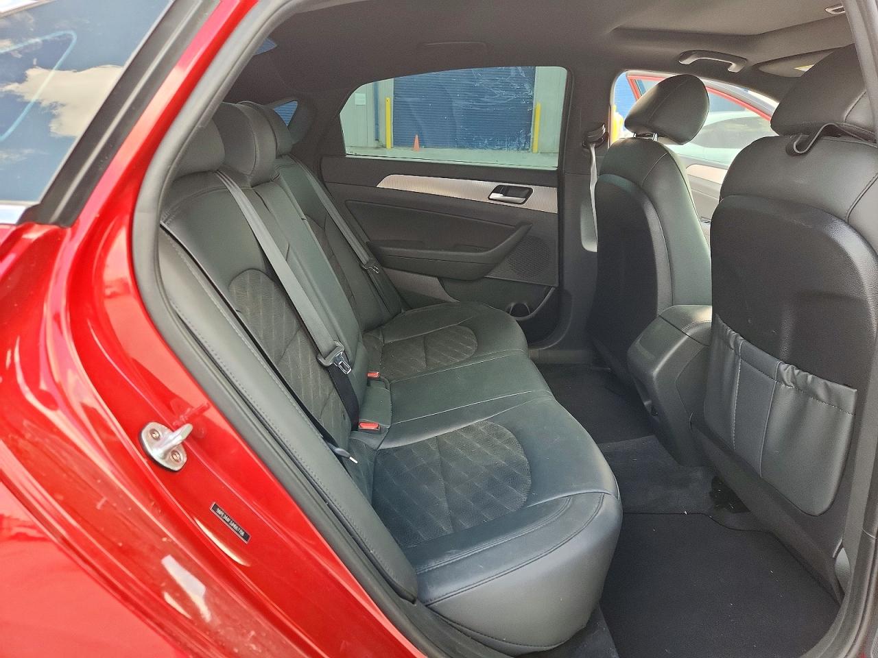 2018 HYUNDAI SONATA SPORT photo 19