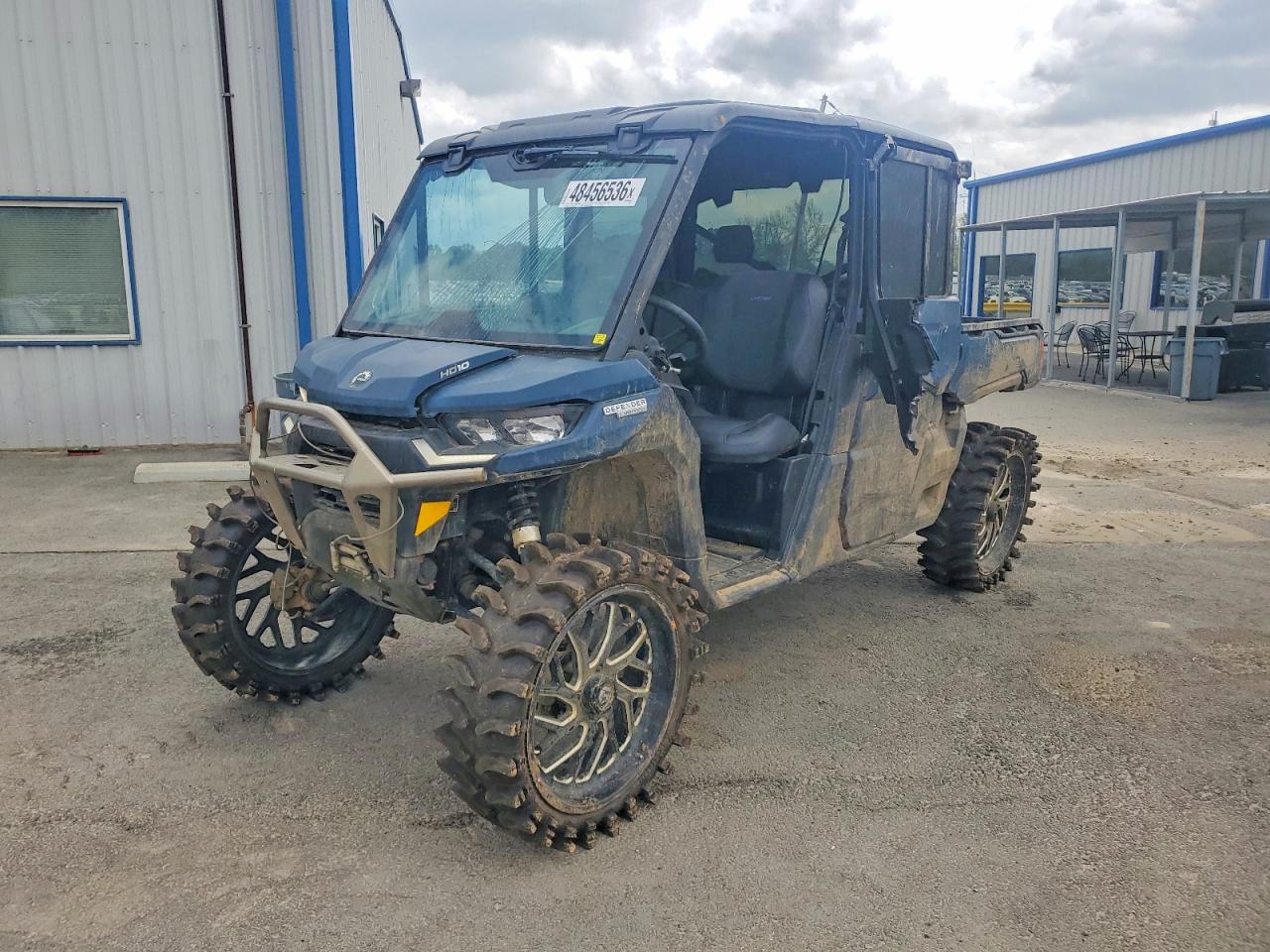 2025 CAN-AM DEFENDER UTILITY VEHICLE photo 2