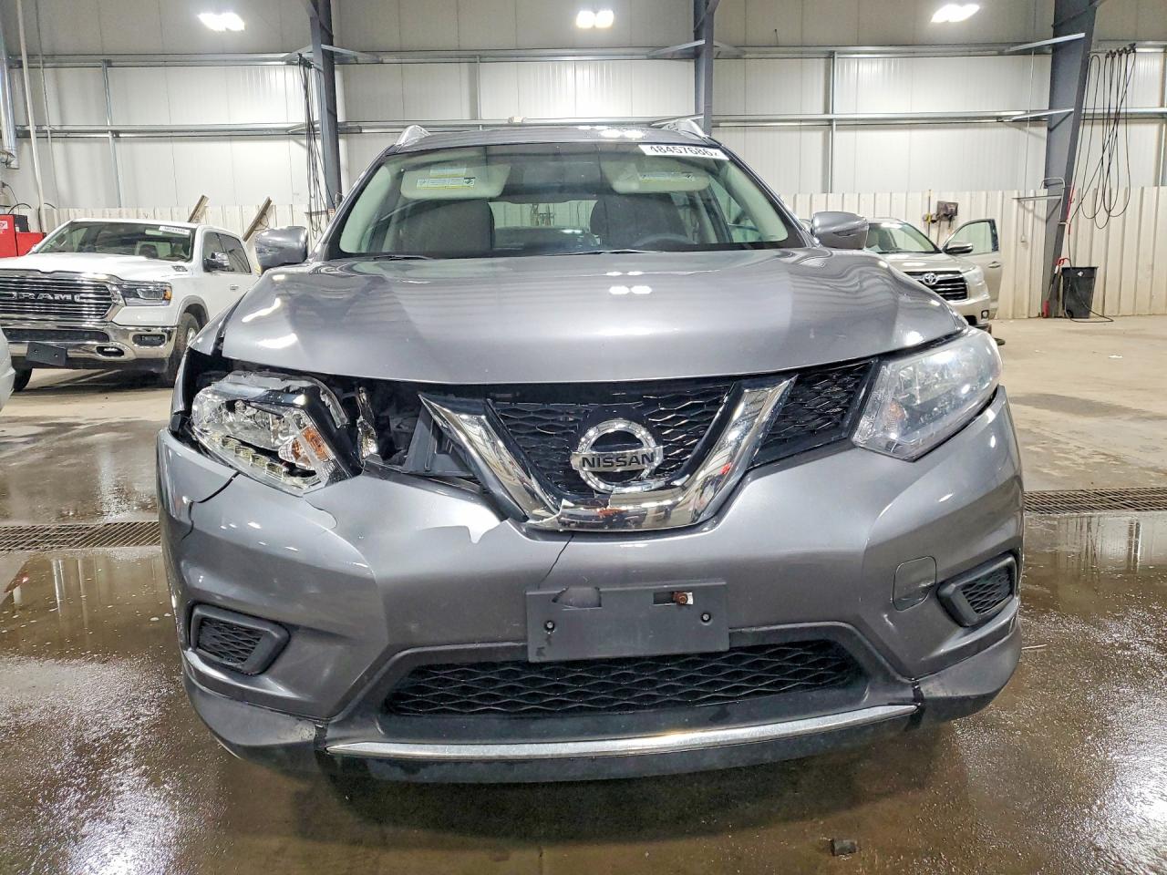 2016 NISSAN ROGUE SV photo 9